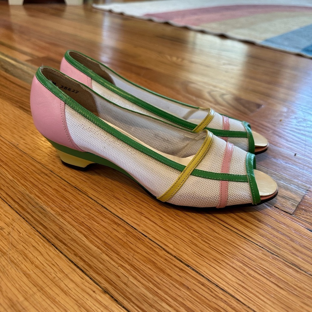 1980’s Vintage Pastel Shoes Size 5.5